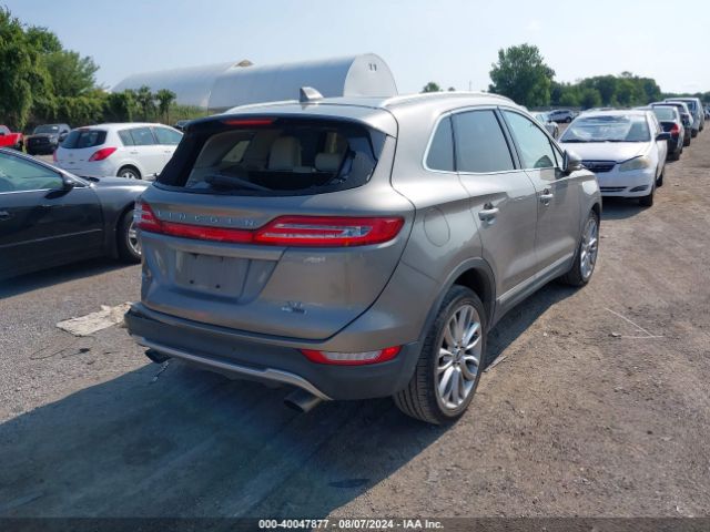 5LMCJ3C9XGUJ18445 Lincoln Mkc Reserve