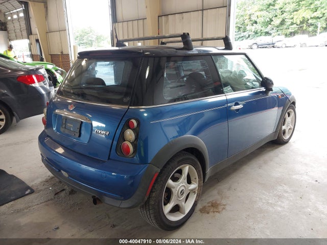 2005 MINI COOPER WMWRC33515TK61714 Photo 3