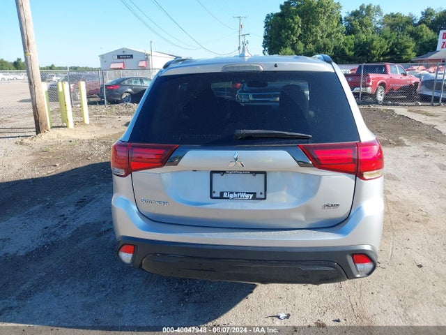 Mitsubishi Outlander Le 2.4 2020 JA4AD3A31LJ000746 Image 17