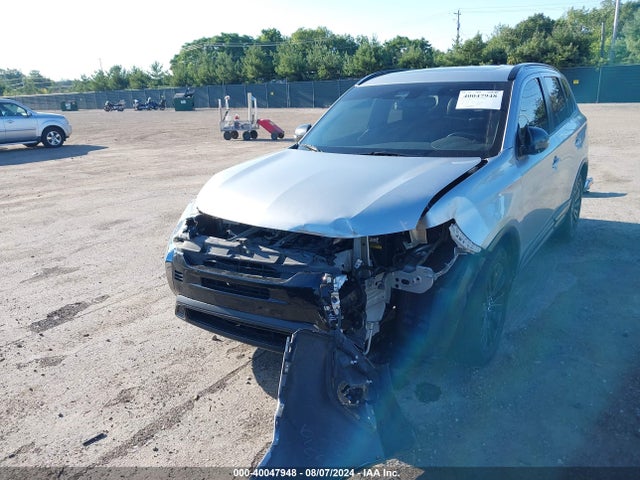 2020 MITSUBISHI OUTLANDER JA4AD3A31LJ000746 Photo 1