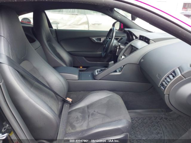 SAJWA6AT8G8K22673 Jaguar F-Type