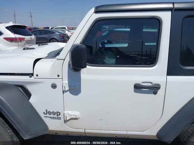 1C4GJXAG0JW257920 Jeep Wrangler Sport S 4x4