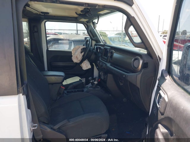 1C4GJXAG0JW257920 Jeep Wrangler Sport S 4x4