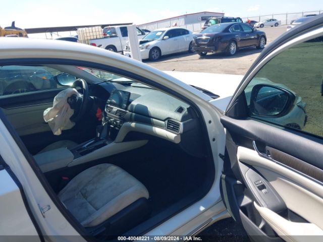 1HGCV1F41JA246860 Honda ACCORD EX