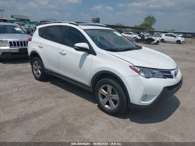 Toyota Rav4 Xle 2015 JTMWFREV8FJ055770 main image
