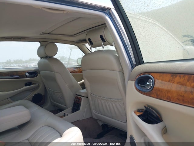 2001 JAGUAR XJ8 SAJDA14C71LF32794 Photo 7