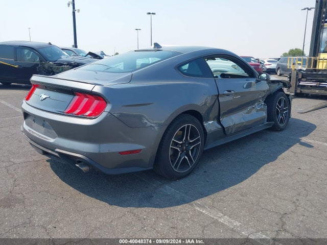 Ford Mustang Ecoboost Premium Fastback 2022 1FA6P8TH3N5106996 Image 4