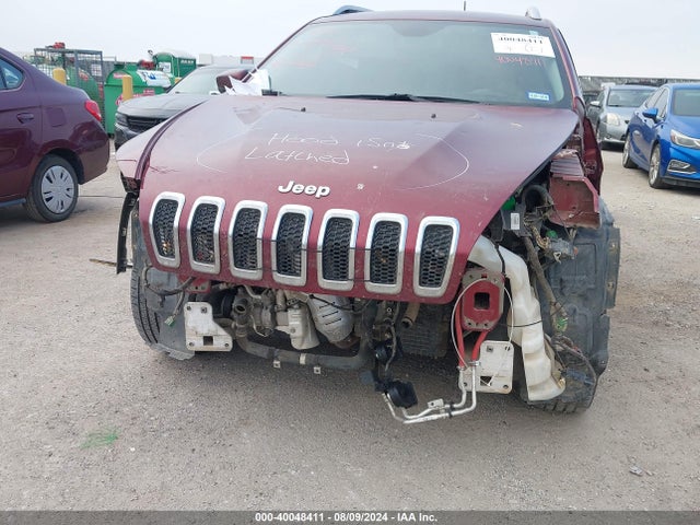 1C4PJLLB7JD618601 Jeep Cherokee Latitude Plus Fwd