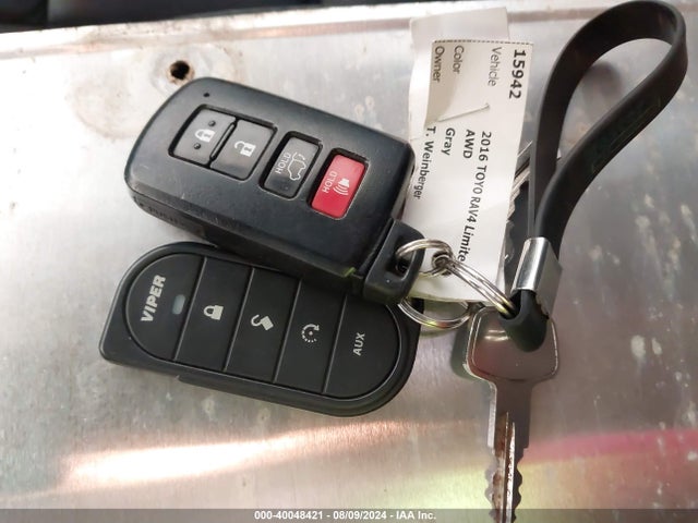 Toyota Rav4 Limited 2016 JTMDFREV2GJ083637 Image 11