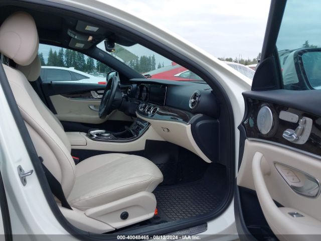 WDDZF4KB0KA549065 Mercedes-Benz E 300 4matic