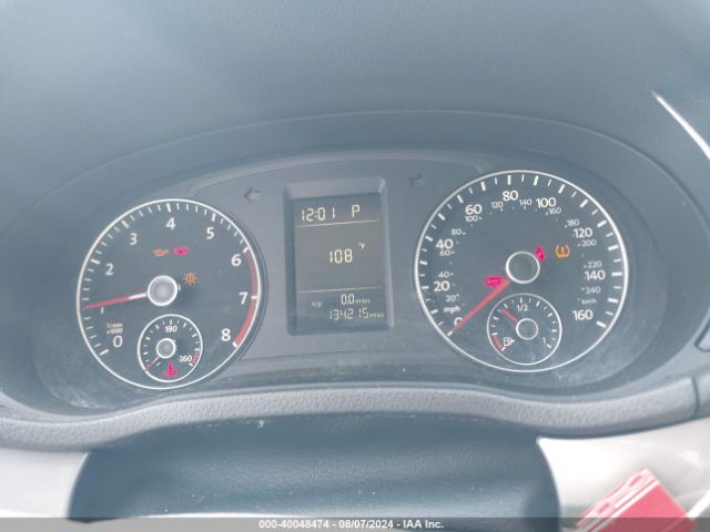 1VWAT7A30FC122942 Volkswagen Passat 1.8t Limited Edition