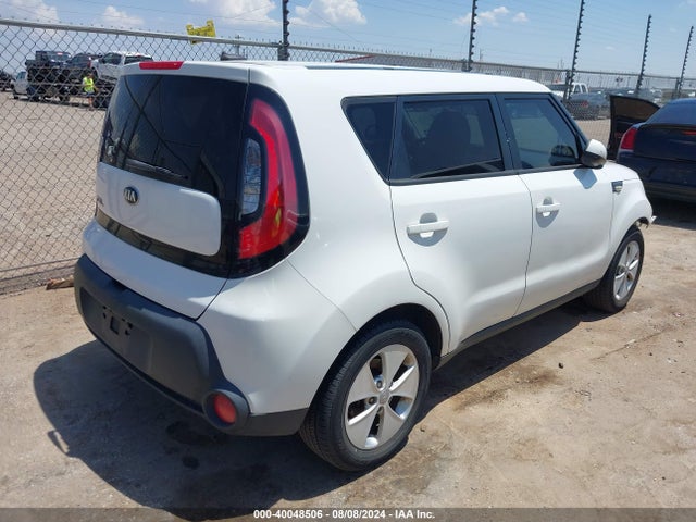 KIA Soul 2014 KNDJN2A2XE7045558 Image 4