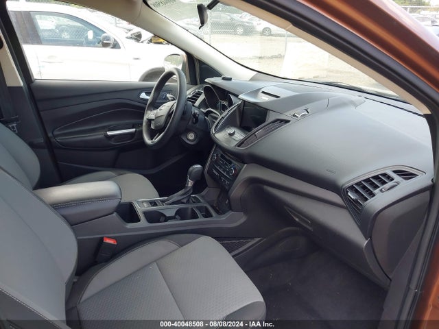 Ford ESCAPE SE 2017 1FMCU9G92HUE66605 Image 5