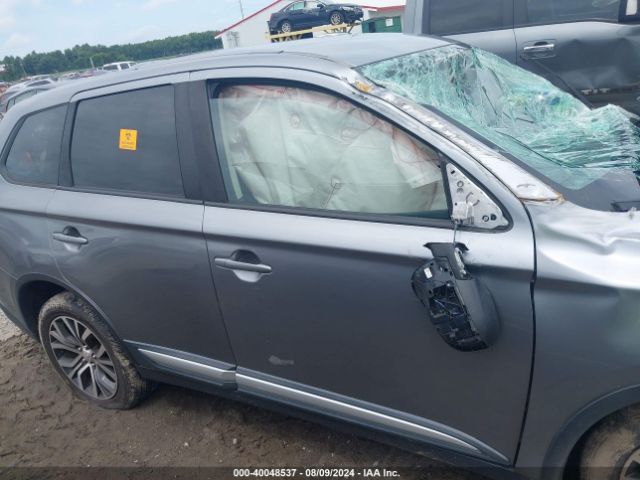 JA4AD2A32HZ023178 Mitsubishi Outlander Es