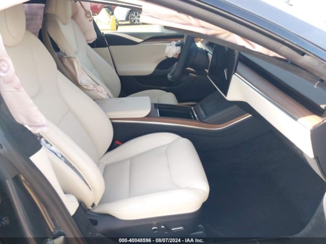 5YJSA1E50NF492585 Tesla Model S Dual Motor All-wheel Drive