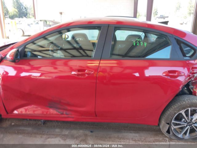 3KPF24ADXRE779098 KIA Forte Lxs