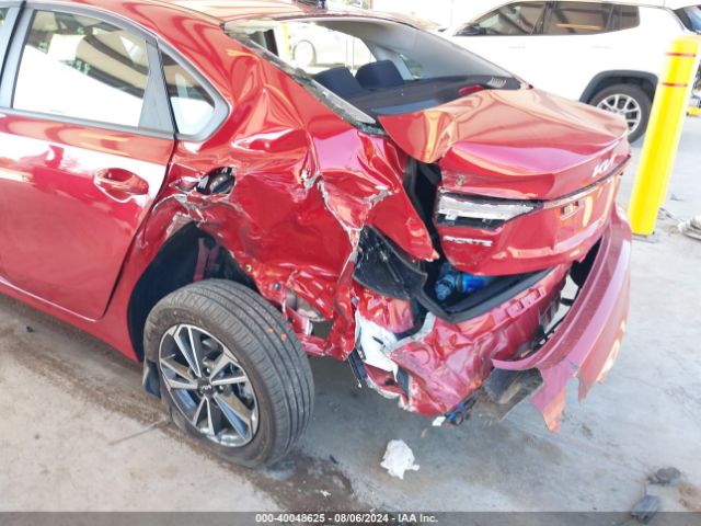 3KPF24ADXRE779098 KIA Forte Lxs