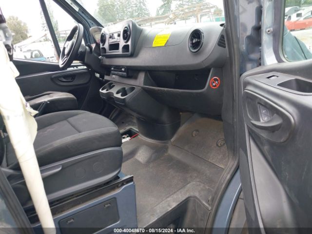 WD4PF1CD7KT013112 Mercedes-Benz Sprinter 2500 High Roof V6