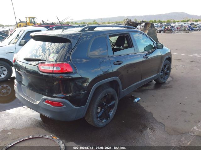 1C4PJLAB6GW319536 Jeep Cherokee Altitude