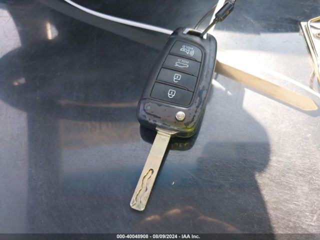 3KPC24A68LE117810 Hyundai ACCENT SE