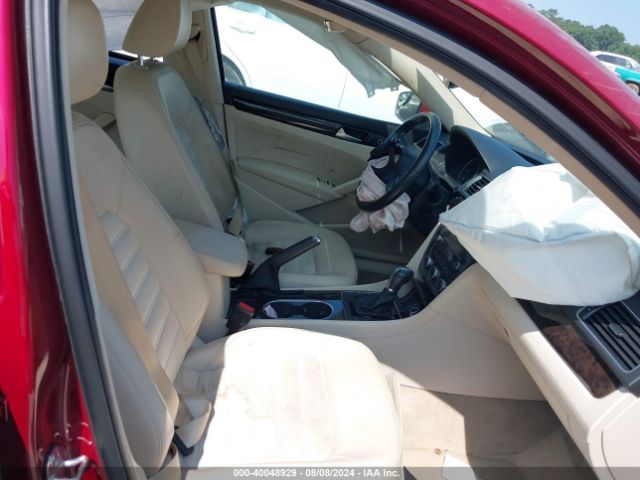 1VWCT7A37FC028498 Volkswagen Passat 1.8t Sel Premium