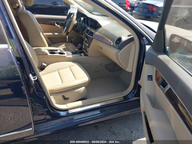 WDDGF4HB2ER311772 Mercedes-Benz C 250 Luxury/sport