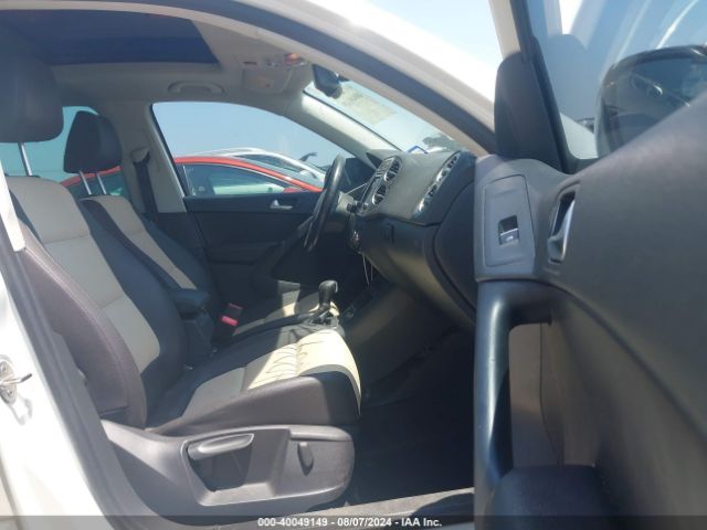 WVGRV7AX4HK006120 Volkswagen Tiguan 2.0t Wolfsburg Edition