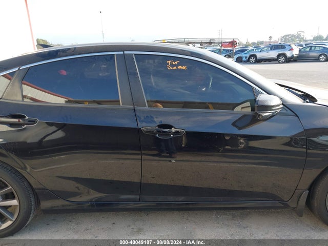 Honda CIVIC EX 2021 19XFC1F33ME206015 Image 13