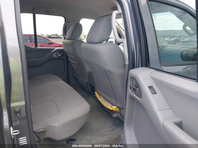 Nissan Frontier Sv 2017 1N6DD0FV4HN737156 Image 8