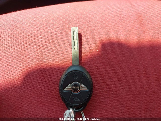 2005 MINI COOPER WMWRC33445TC57974 Photo 10