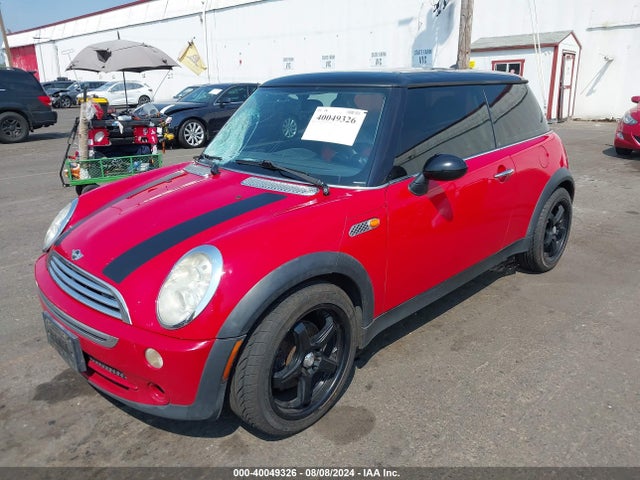 2005 MINI COOPER WMWRC33445TC57974 Photo 1
