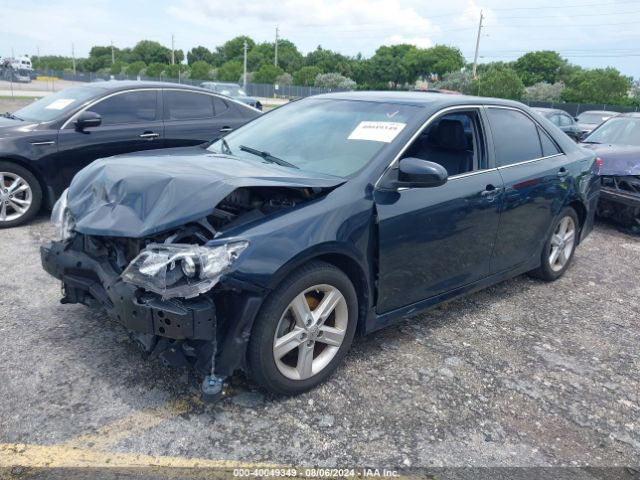 4T1BF1FK9EU461277 Toyota CAMRY SE