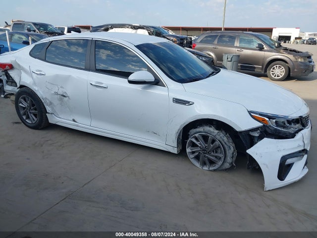 Продажа на аукционе авто 2020 Kia Optima Lx, vin: 5XXGT4L32LG392324, номер лота: 40049358