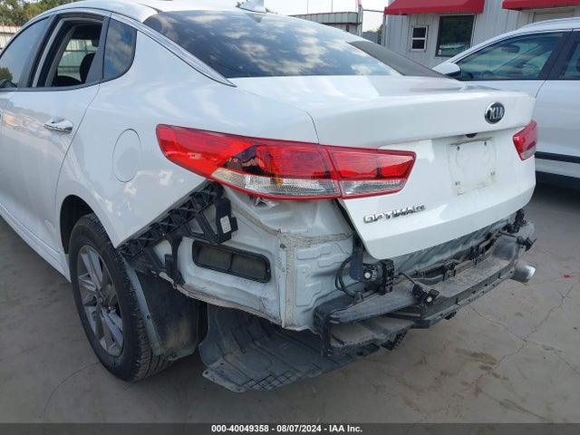 Продажа на аукционе авто 2020 Kia Optima Lx, vin: 5XXGT4L32LG392324, номер лота: 40049358