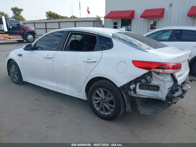 Продажа на аукционе авто 2020 Kia Optima Lx, vin: 5XXGT4L32LG392324, номер лота: 40049358