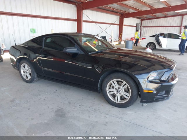 Ford Mustang V6 2014 1ZVBP8AM9E5270551 Image 1