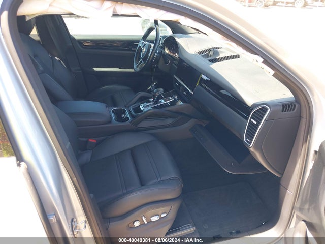 2019 PORSCHE CAYENNE WP1AB2AY7KDA63640 Photo 4