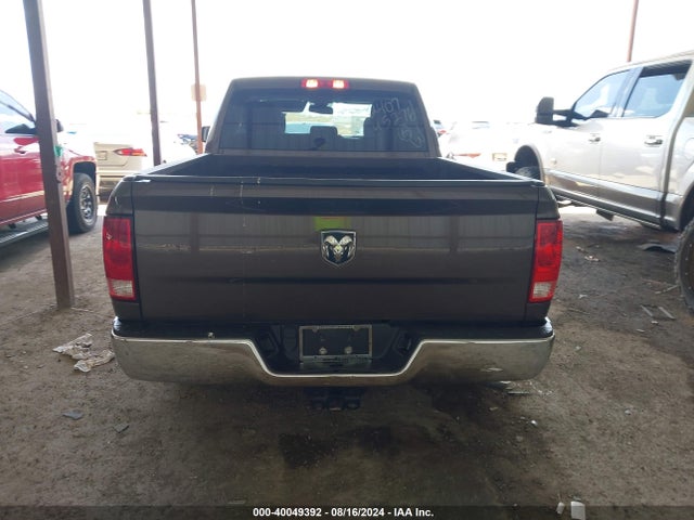 1C6RR6FG5KS603710 RAM 1500 Classic Tradesman Quad Cab 4x2 6'4 Box