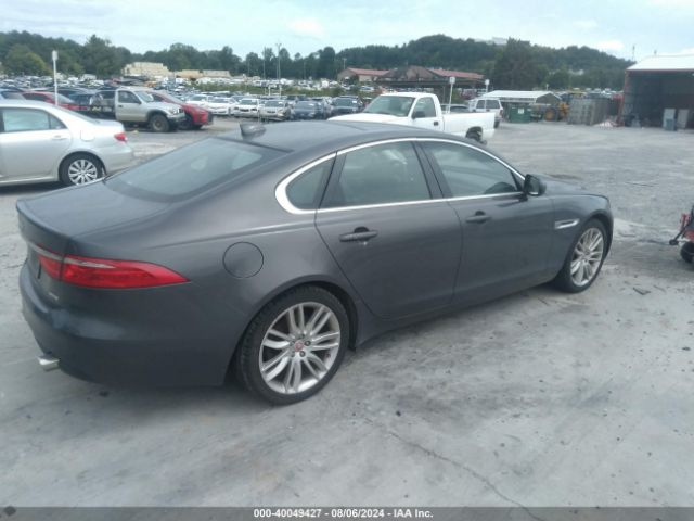SAJBK4BV4GCY15962 Jaguar Xf 35t Prestige