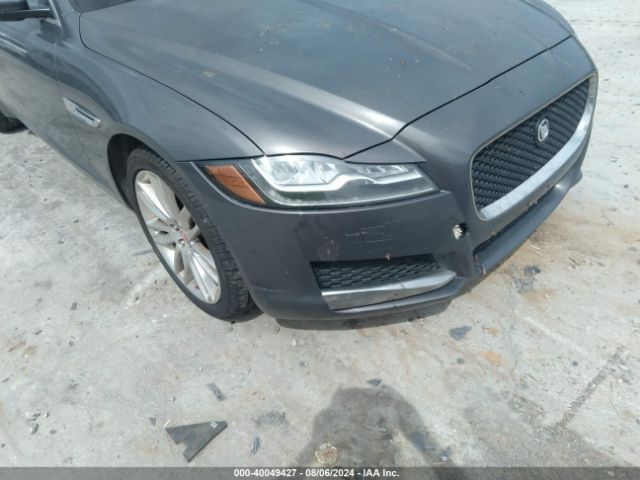 SAJBK4BV4GCY15962 Jaguar Xf 35t Prestige
