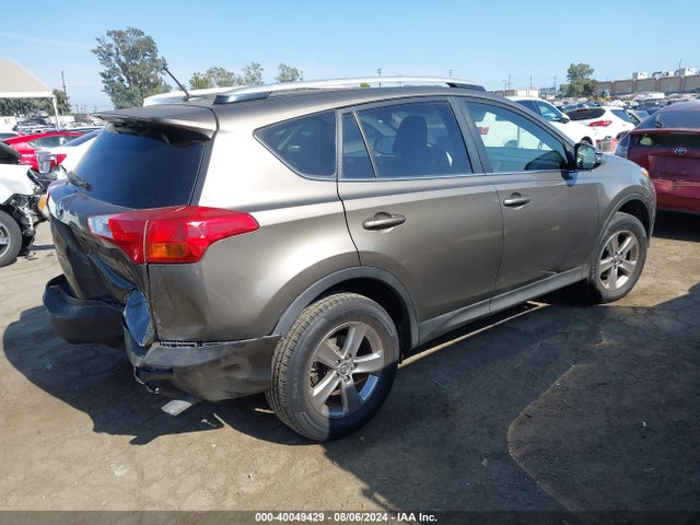 Toyota Rav4 Xle 2015 JTMWFREVXFD044963 Image 4