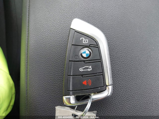 WBA5R1C57KAK06466 BMW 330I