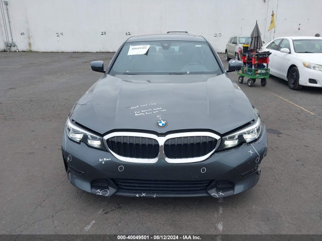 WBA5R1C57KAK06466 BMW 330I