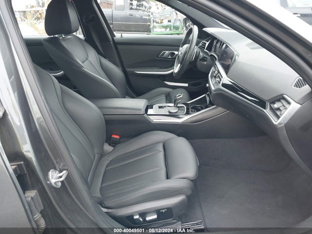 WBA5R1C57KAK06466 BMW 330I