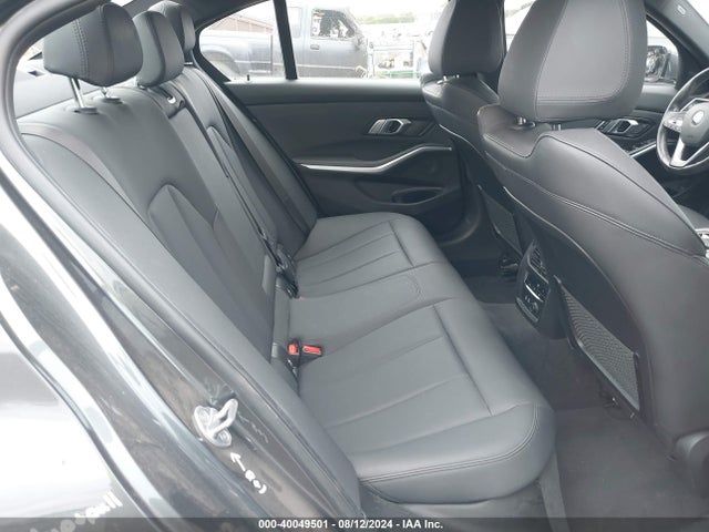 WBA5R1C57KAK06466 BMW 330I