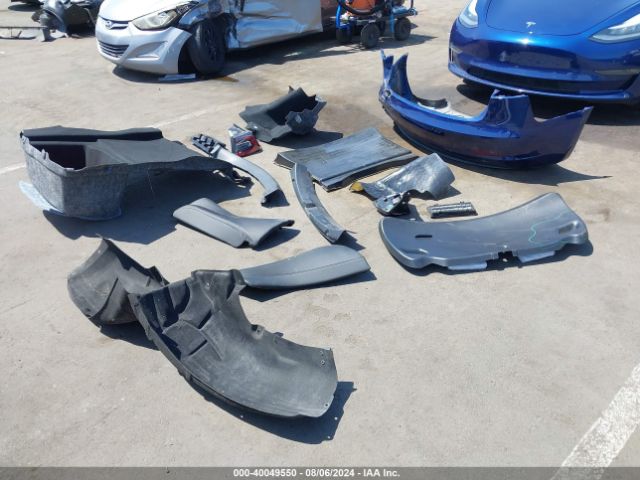 5YJ3E1EA0JF109003 Tesla Model 3 Long Range/mid Range