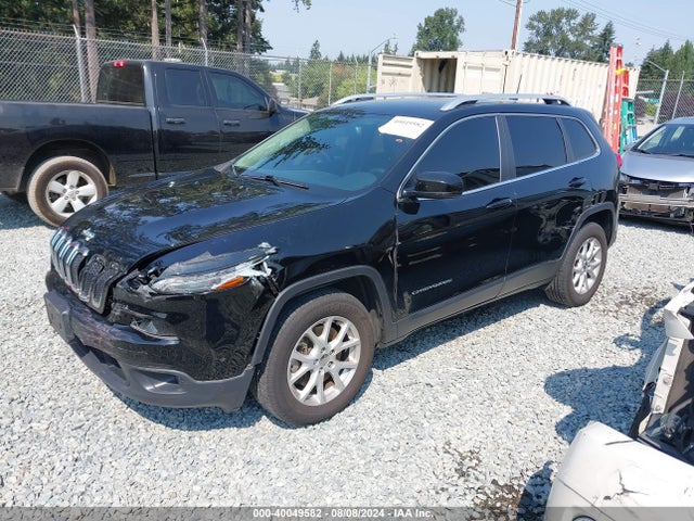 1C4PJMCS4HW640009 Jeep Cherokee Latitude 4x4