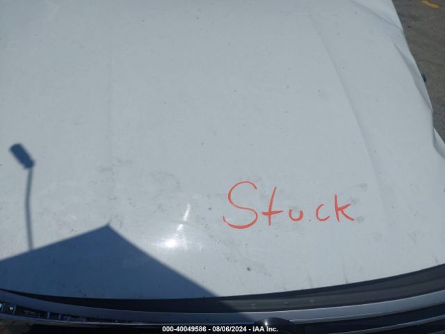 1VWBA7A32JC005513 Volkswagen Passat 2.0t Se