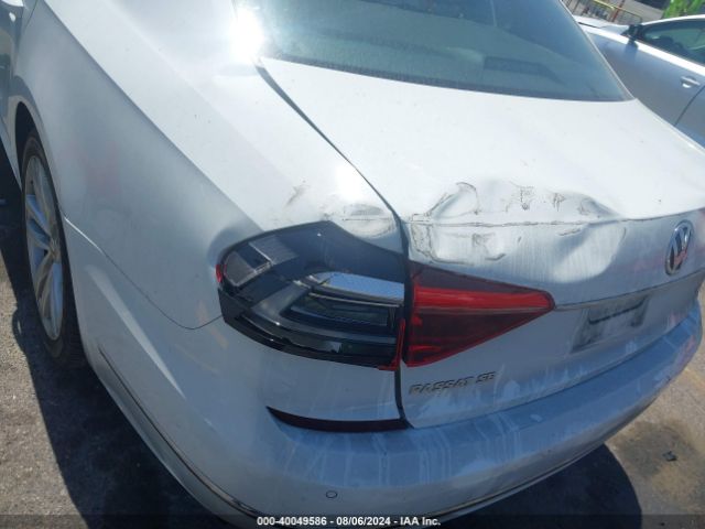 1VWBA7A32JC005513 Volkswagen Passat 2.0t Se