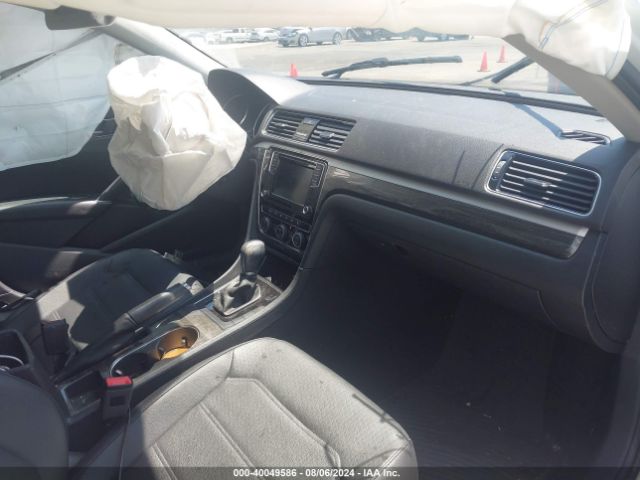 1VWBA7A32JC005513 Volkswagen Passat 2.0t Se